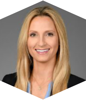 Courtney Neuberg headshot